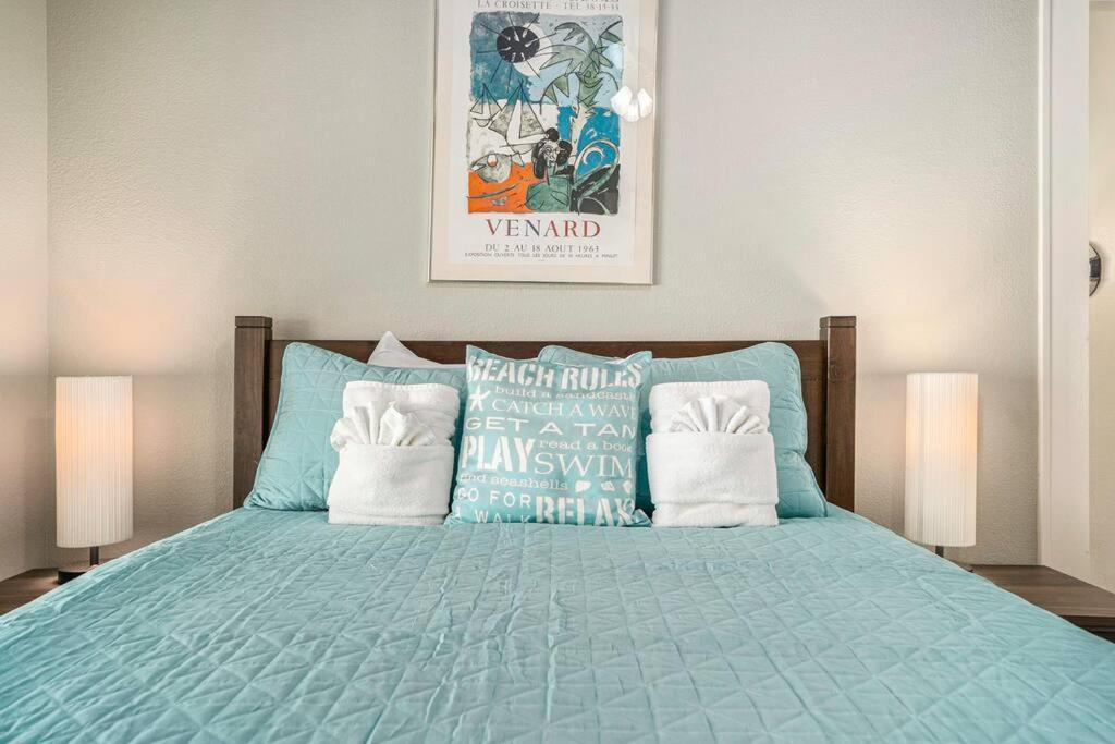 גלווסטון Beachy Bungalow! 2Bd, King Bed מראה חיצוני תמונה