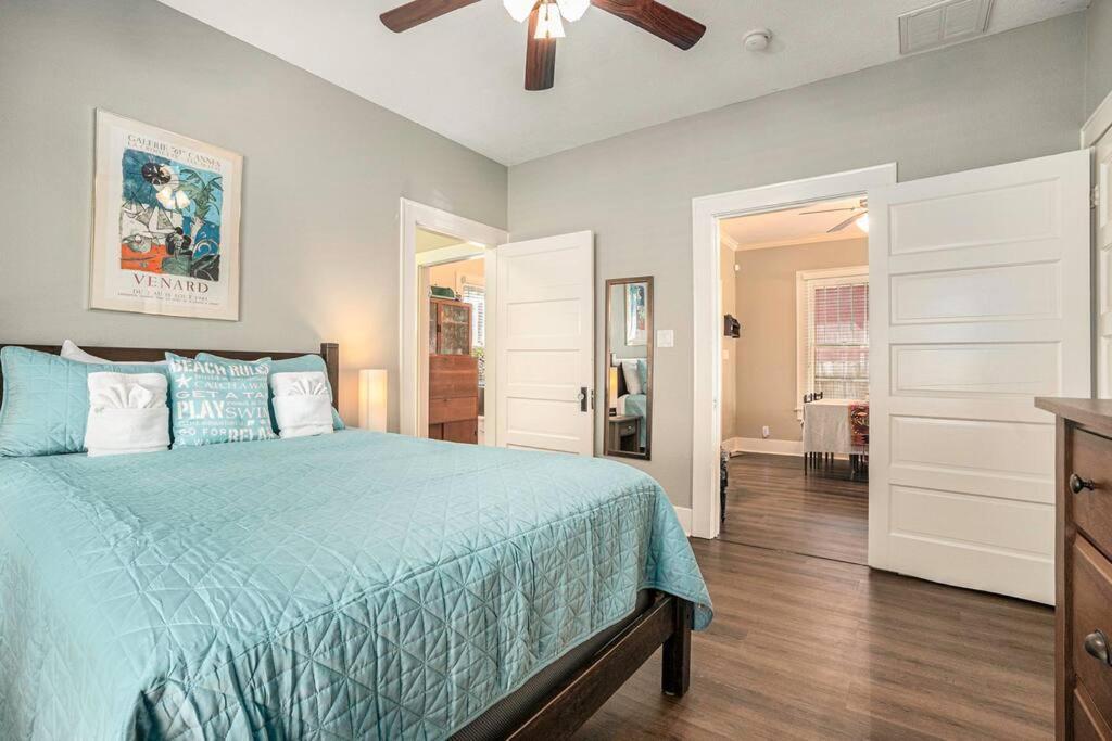 גלווסטון Beachy Bungalow! 2Bd, King Bed מראה חיצוני תמונה