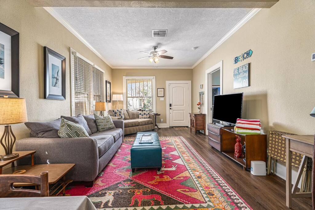 גלווסטון Beachy Bungalow! 2Bd, King Bed מראה חיצוני תמונה